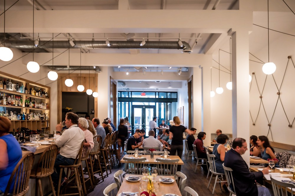 brasserie_saison_gallery_general_dining-1.jpg