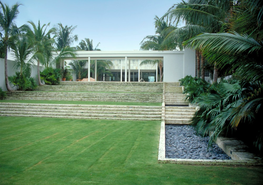 Palm Beach Estate